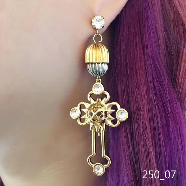 特選耳環$250 2pcs Live Special Earrings