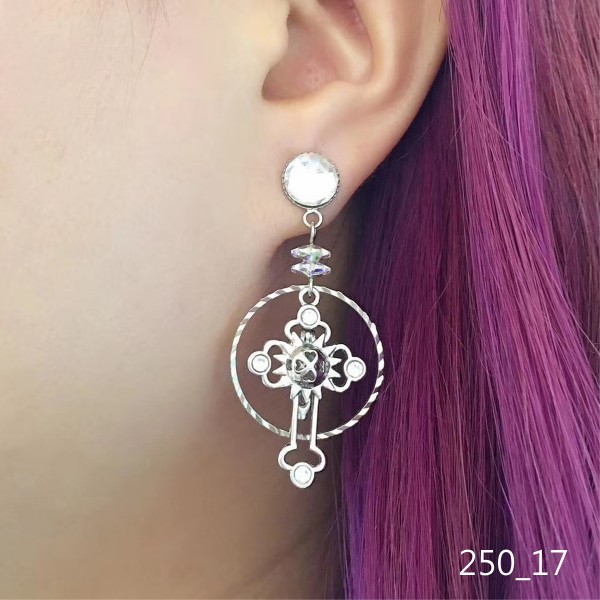 特選耳環$250 2pcs Live Special Earrings