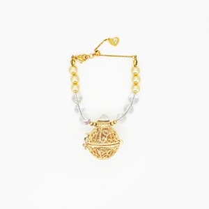 EB03 Classics-Gothic Golden Pearl Bracelet
